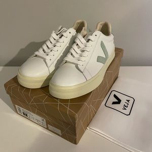 VEJA Campo Chromefree Women’s Sneakers